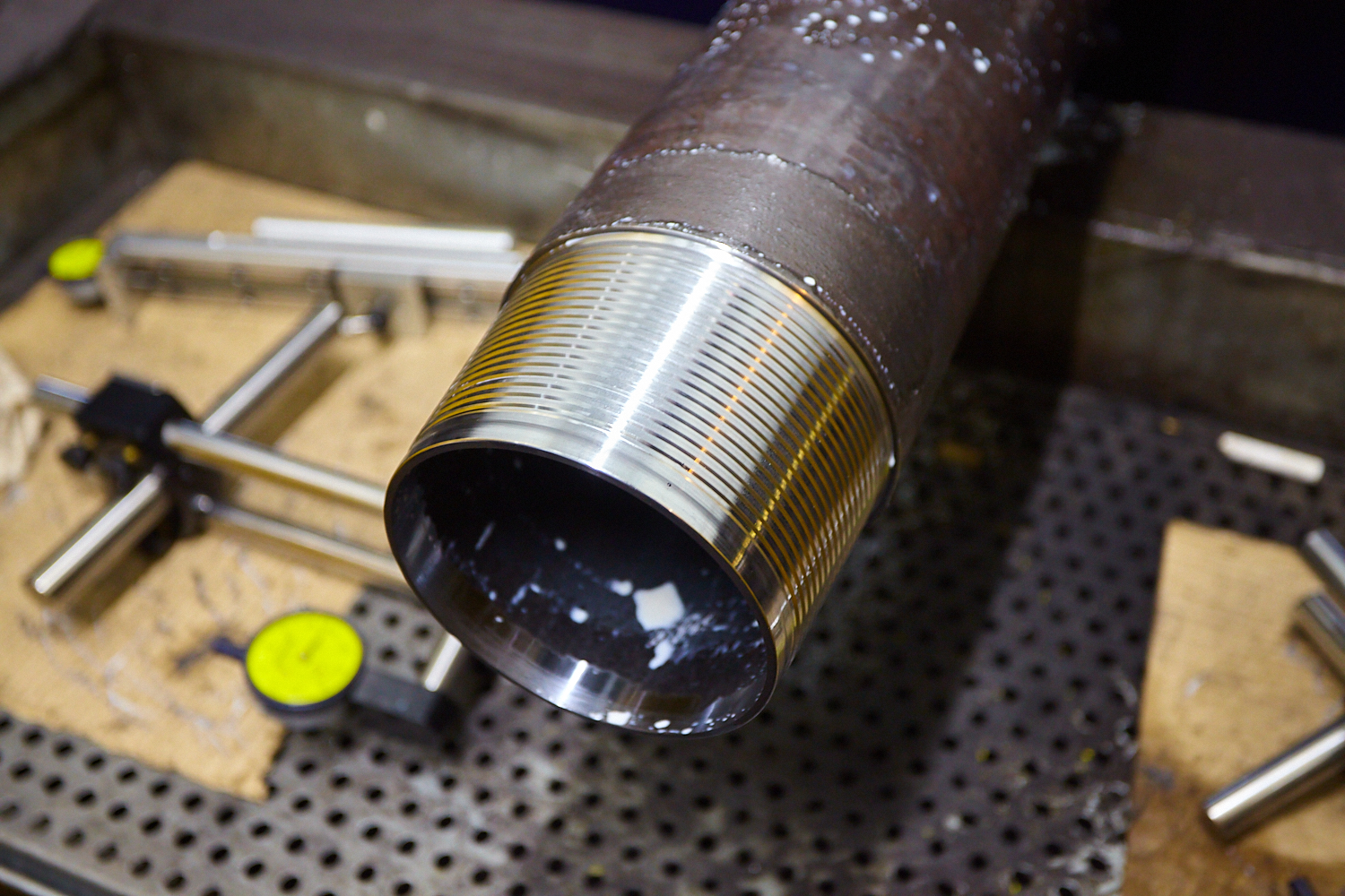 Threaded connections in machine